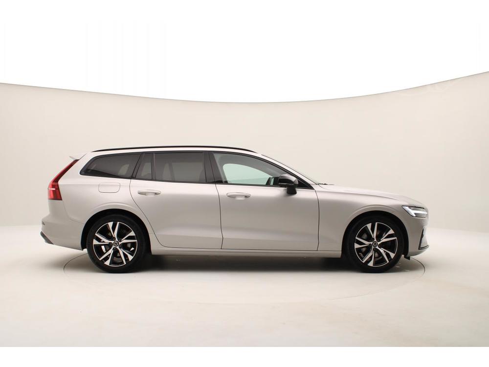 Volvo V60 B4 PLUS DARK AUT CZ 1.maj