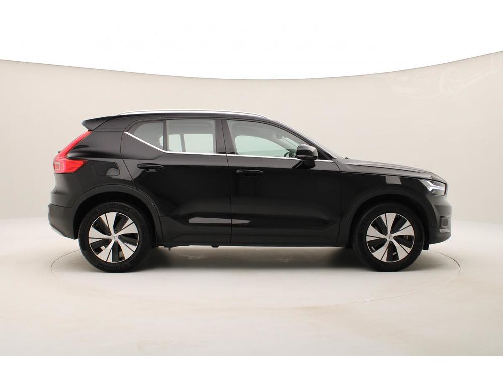 Volvo XC40 T4 RECHARGE MOMENTUM AUT