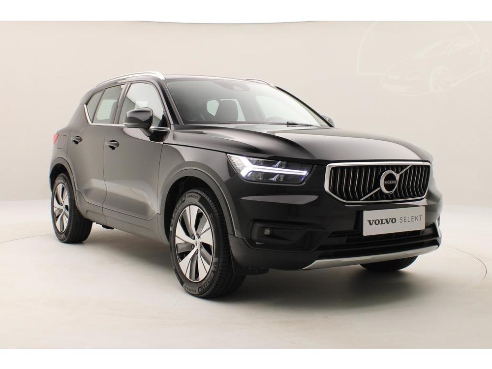 Volvo XC40 T4 RECHARGE MOMENTUM AUT