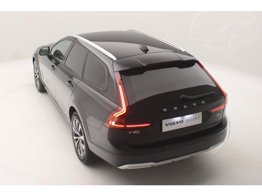 Volvo V90 CC B4 AWD PLUS AUT CZ 1.maj.