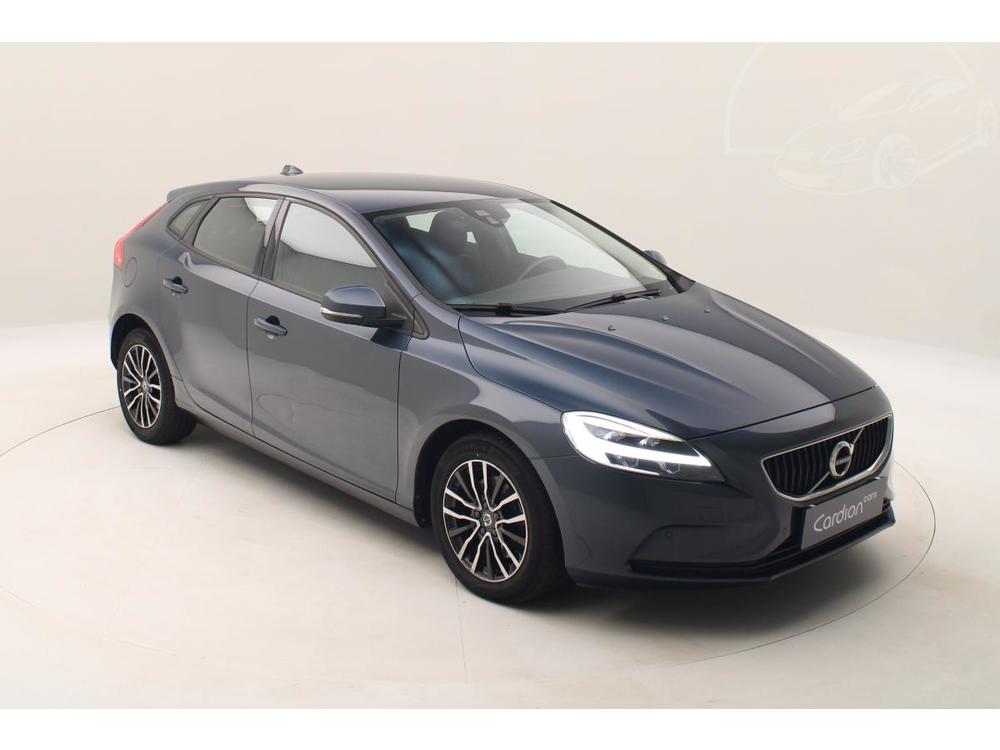 Volvo V40 T2 BLACK EDITION NAVIGACE