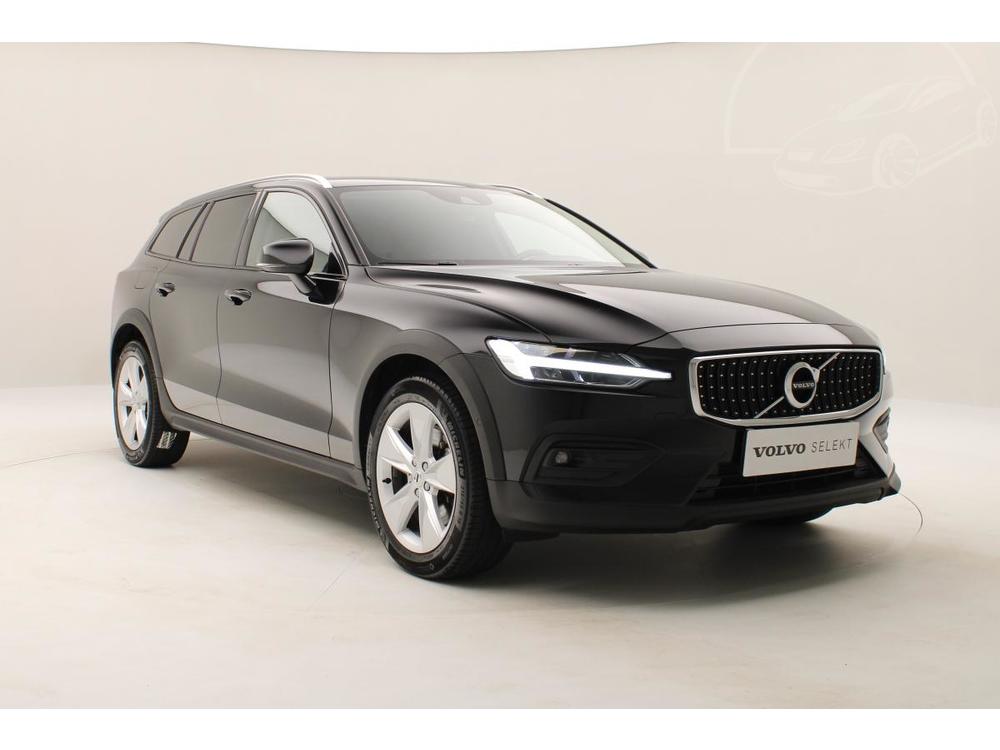 Volvo V60 CC B4 AWD ADVANCED AUT 1.maj