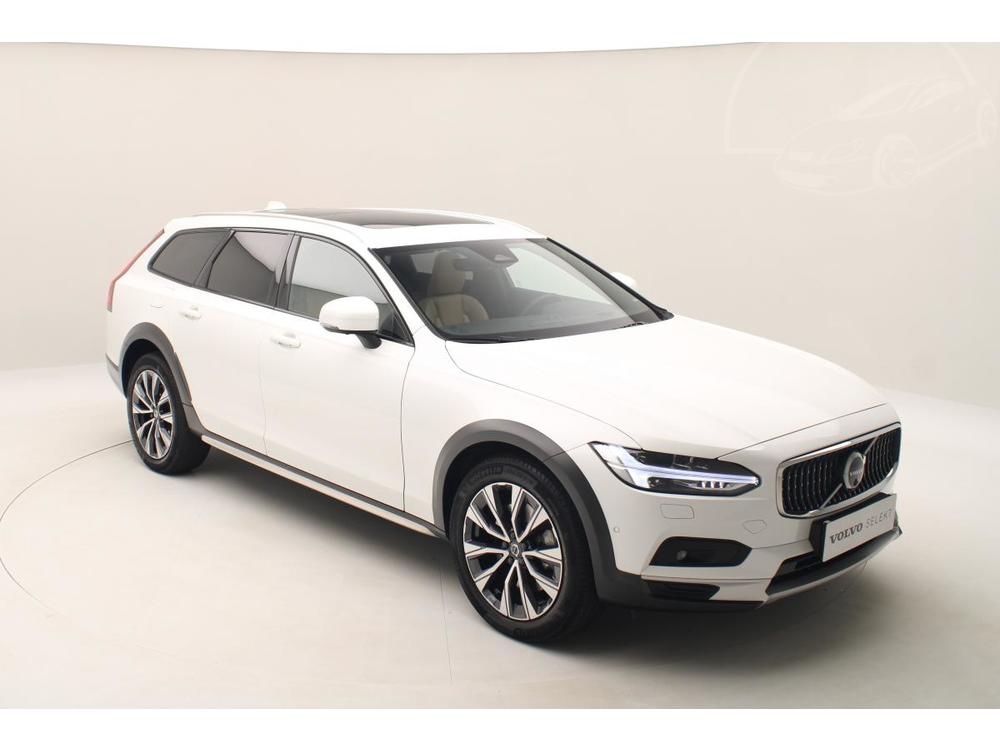 Volvo V90 CC B5 AWD ULTIMATE REZERVACE