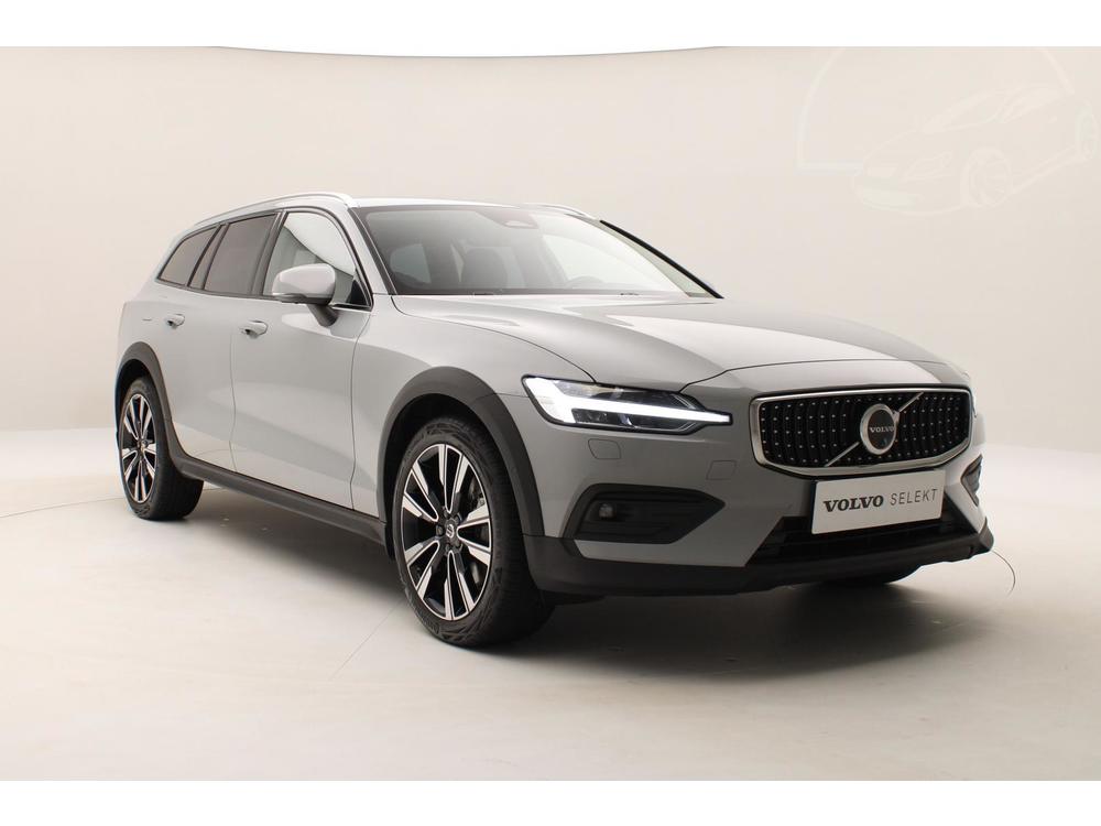 Volvo V60 CC B5 AWD PLUS BRIGHT 1.maj