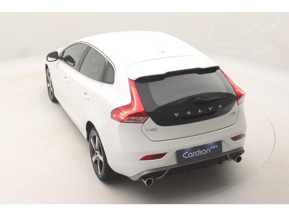 Volvo V40 T2 R-DESIGN NAVIGACE