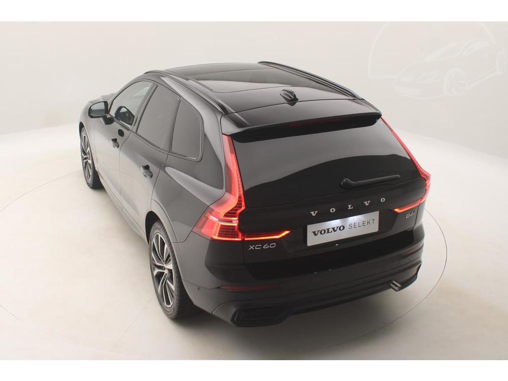 Volvo XC60 B4 AWD ULTIMATE AUT CZ 1.maj.