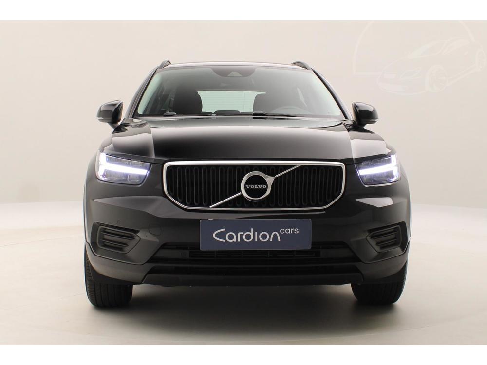 Volvo XC40 T2 MOMENTUM AUT CZ 1.maj