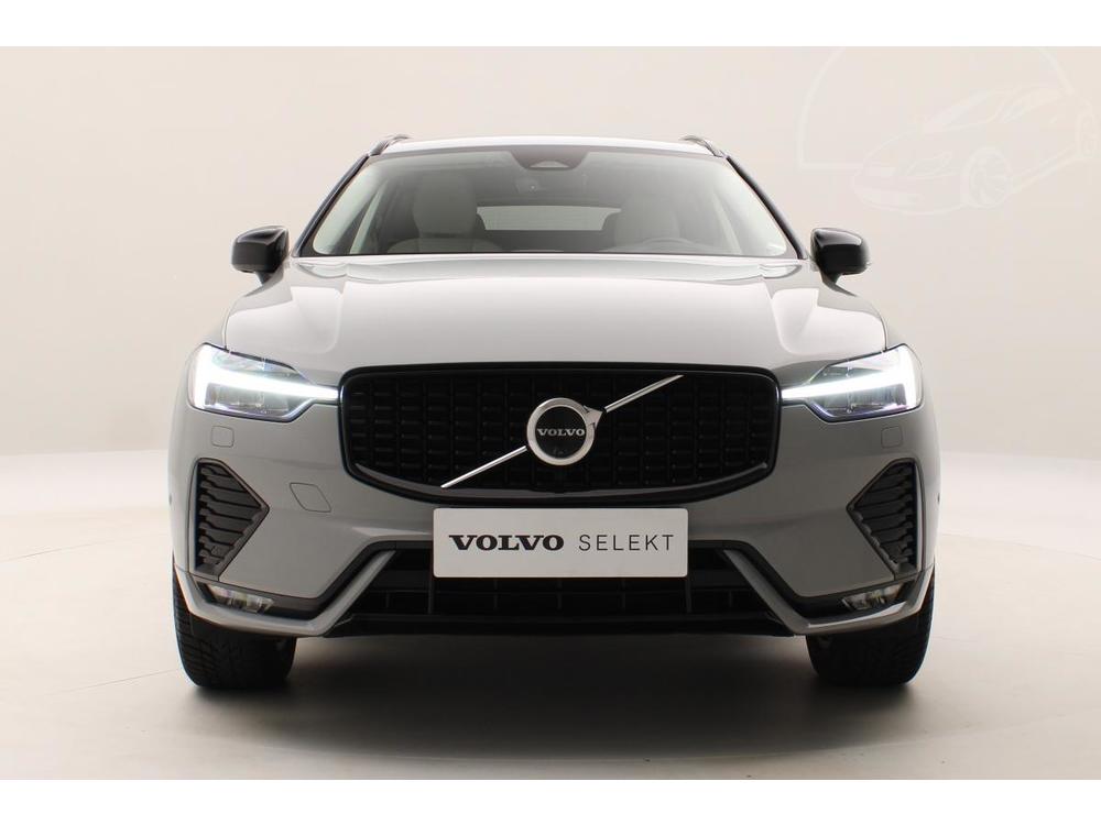 Volvo XC60 B4 AWD DARK PLUS AUT REZERVACE