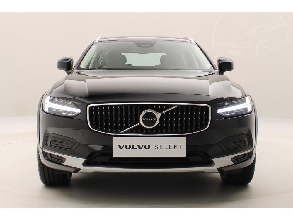 Volvo V90 CC B4 AWD PLUS AUT 1.maj