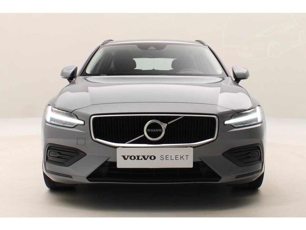 Volvo V60 D4 MOMENTUM AUT REZERVACE