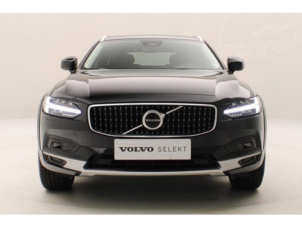 Volvo V90 CC B4 PLUS BRIGHT AWD 1.maj