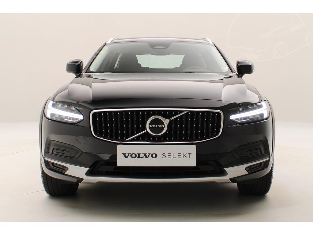 Volvo V90 CC B4 AWD PLUS AUT CZ 1.maj.