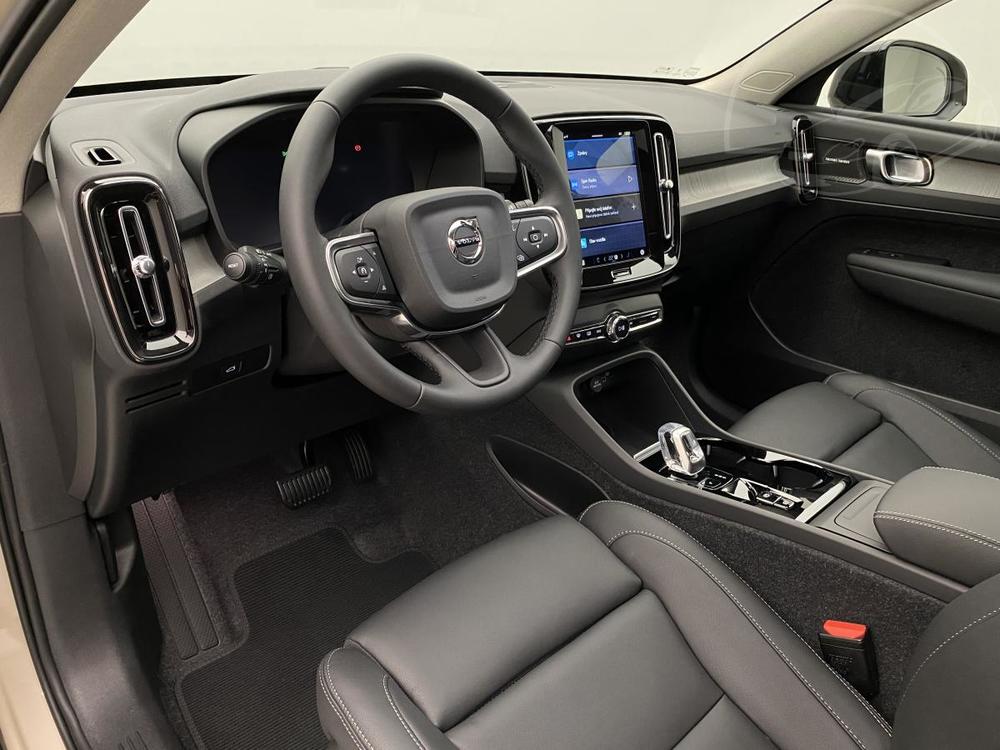 Volvo XC40 B3 AUT DARK ULTRA