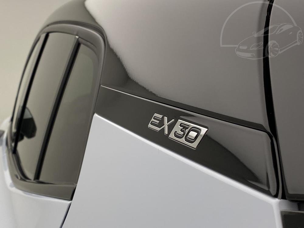 Volvo  PURE ELECTRIC AWD TWIN PLUS