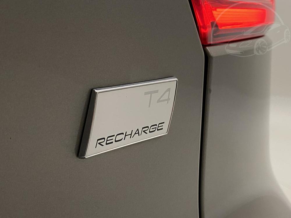 Volvo XC40 T4 R-DESIGN RECHARGE AUT 1.maj