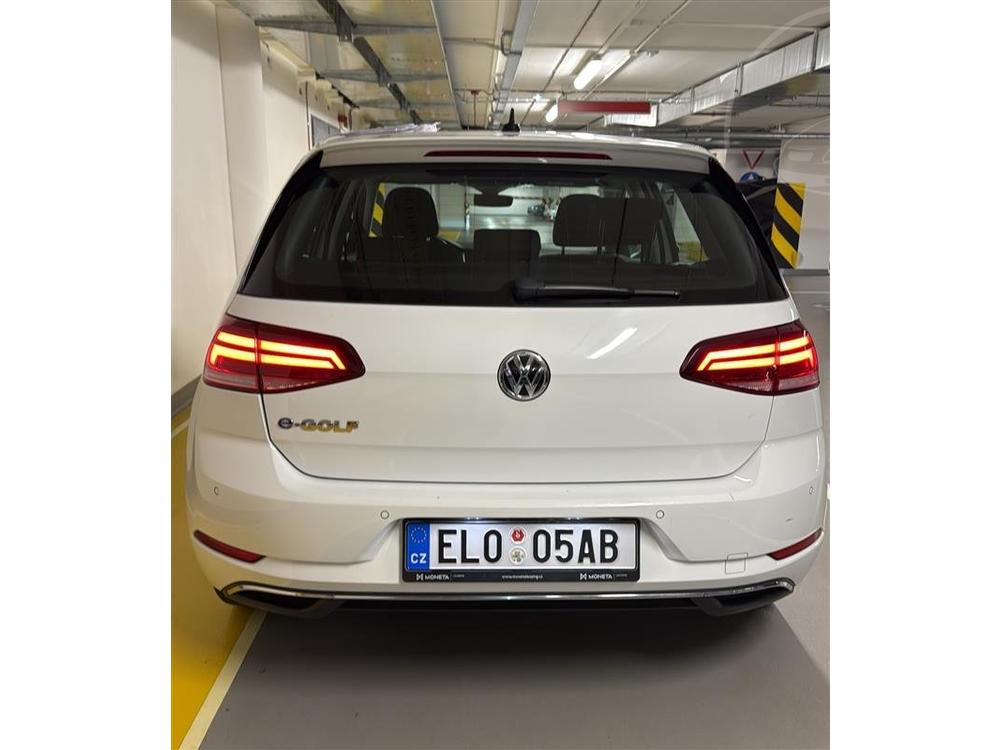 Volkswagen e-Golf 