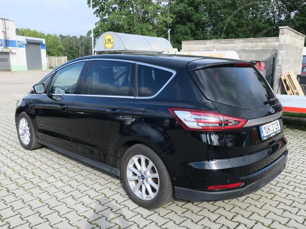 Ford S-Max 2.0 TDCi 110 kW Titanium