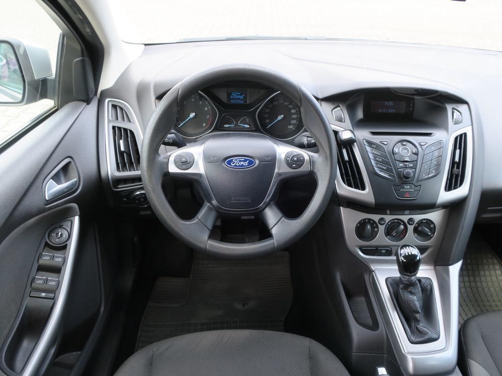 Ford Focus 1.6 i 77 kW Nov STK