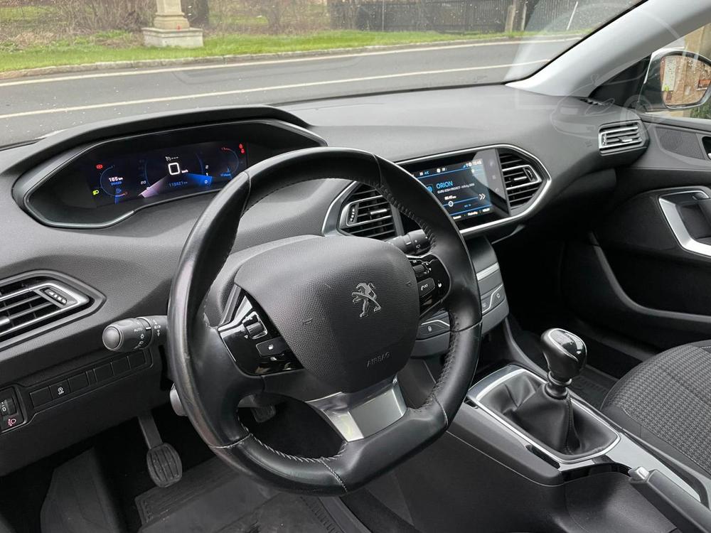 Peugeot 308 1.5 Bluehdi 1. MAJITEL R DPH