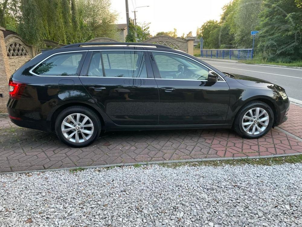 koda Octavia 1.6TDi STYLE+ 1.MAJITEL R DPH