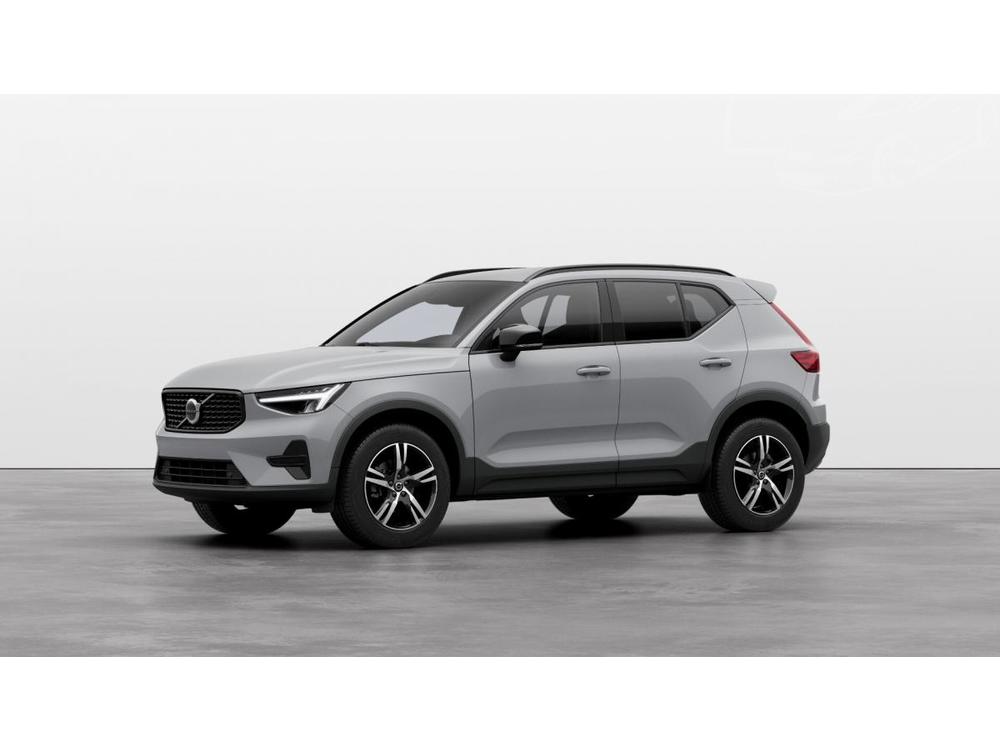 Prodm Volvo XC40 B3 AUT DARK PLUS