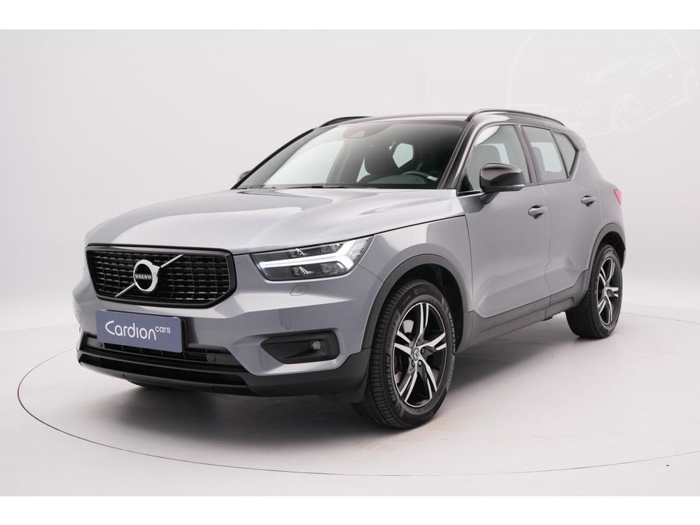 Volvo XC40 T4 R-DESIGN REZERVACE