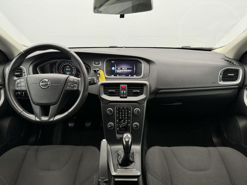 Volvo V40 D2 KINETIC NAVIGACE