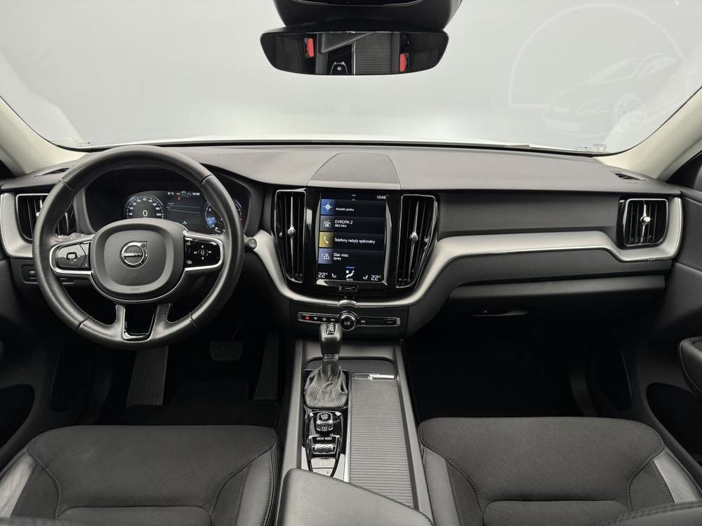 Volvo XC60 T4 MOMENTUM PRO 1.maj