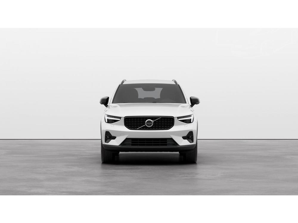 Volvo XC40 B3 AUT DARK PLUS