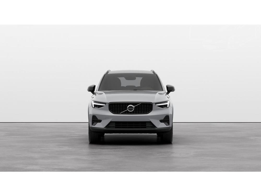 Volvo XC40 B3 AUT DARK PLUS