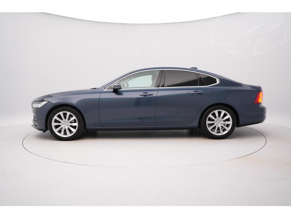 Volvo S90 D3 MOMENTUM AUT