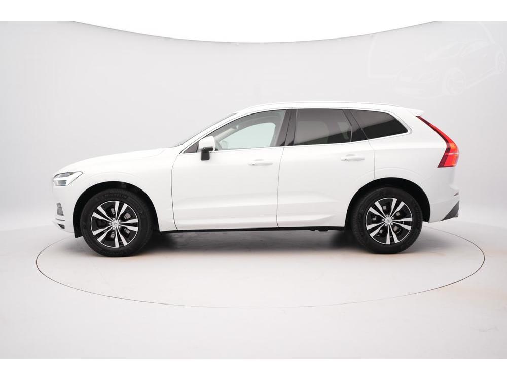 Volvo XC60 T4 MOMENTUM PRO 1.maj