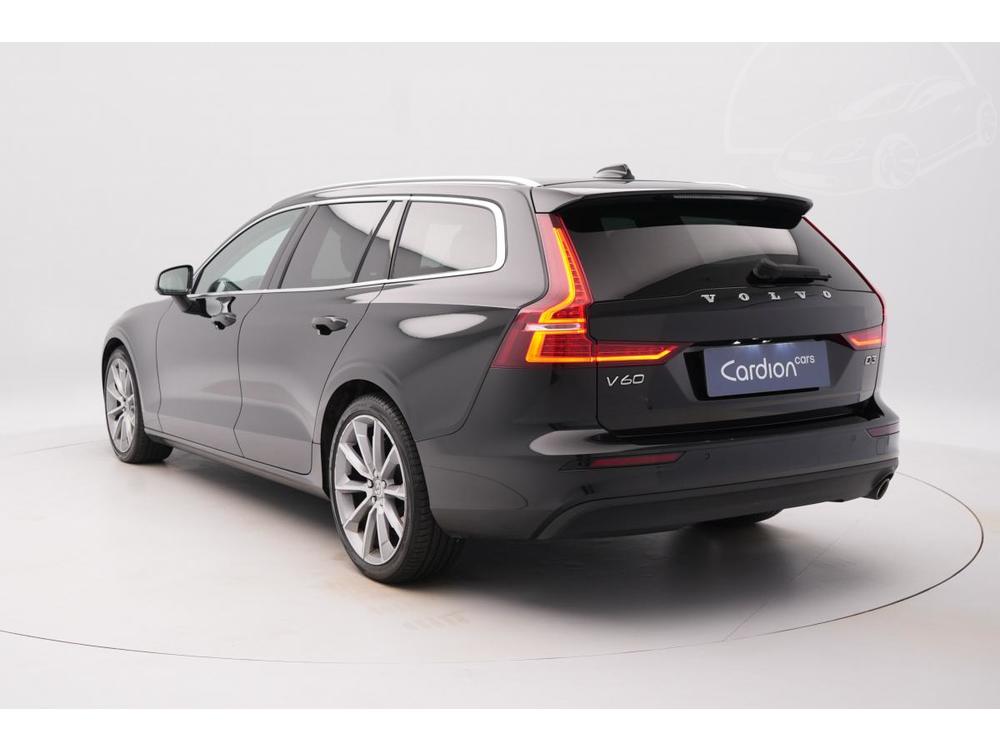 Volvo V60 D3 MOMENTUM AUT REZERVACE