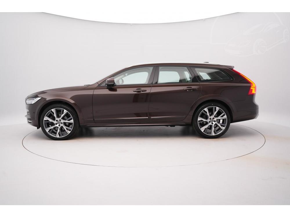 Volvo V90 CC D4 AWD ADVANCED AUT 1.maj.