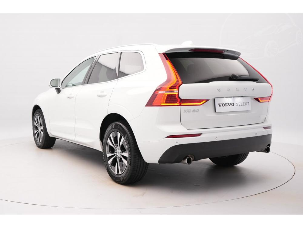 Volvo XC60 T4 MOMENTUM PRO 1.maj