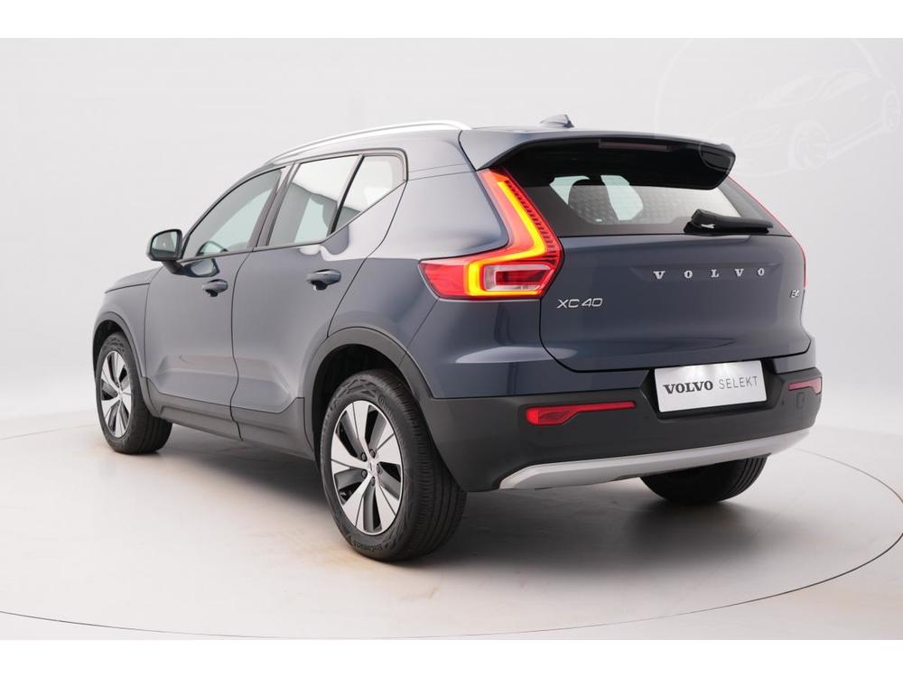 Volvo XC40 B4 AWD MOMENTUM PRO AUT