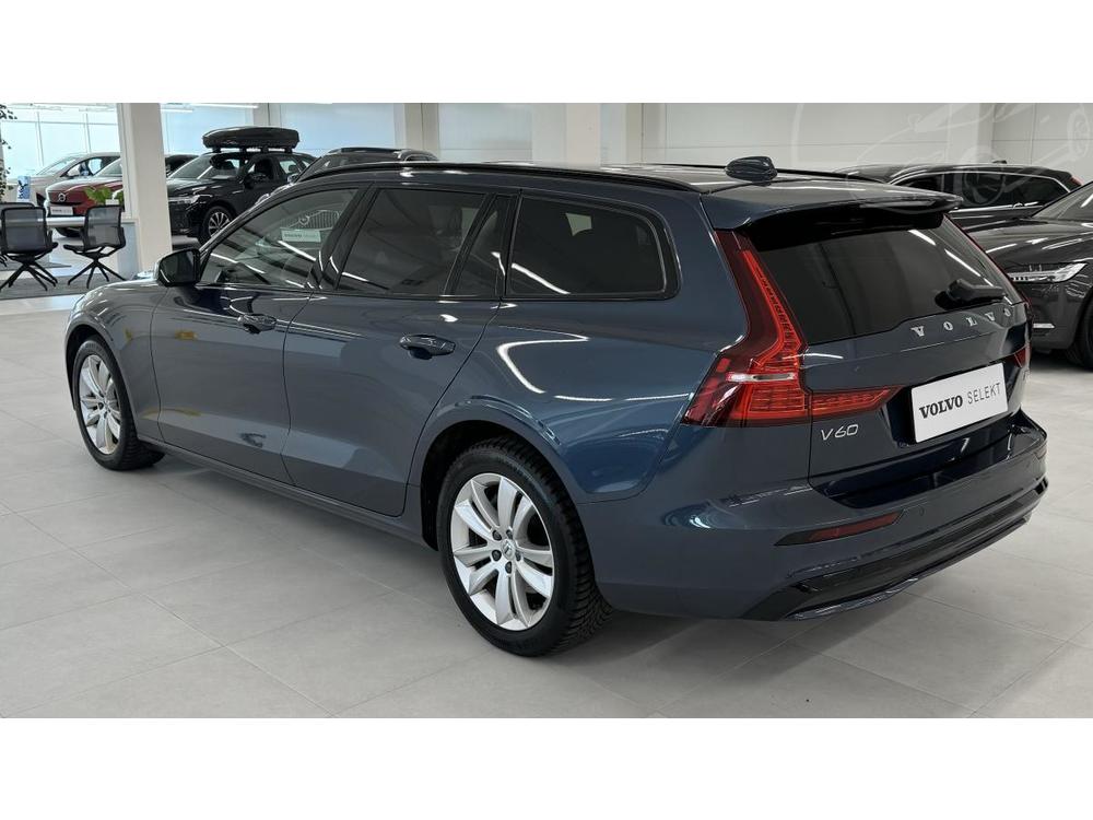 Volvo V60 B4 PLUS DARK AUT CZ REZERVACE