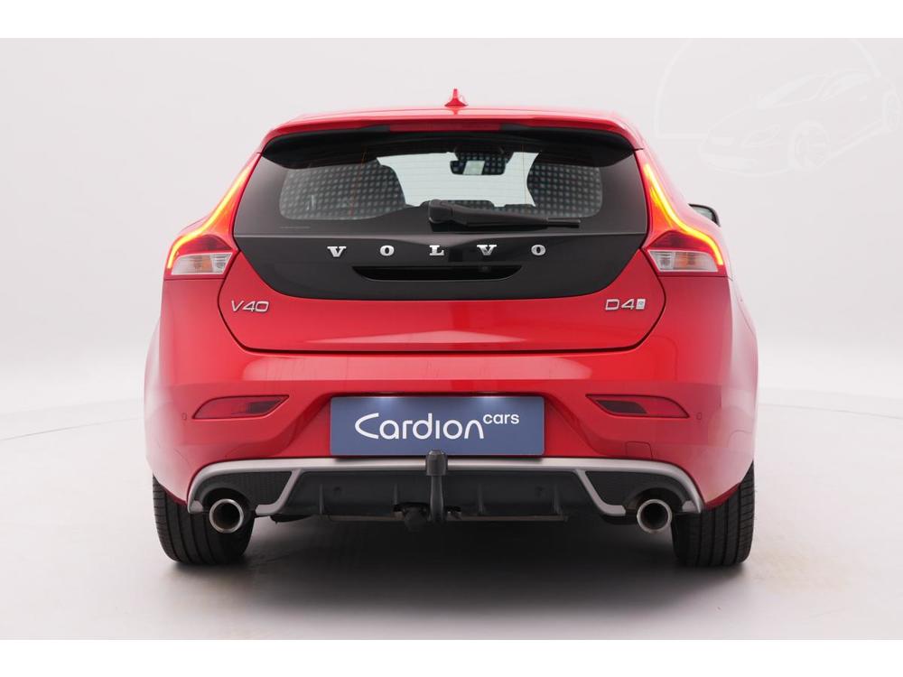 Volvo V40 D4 R-DESIGN