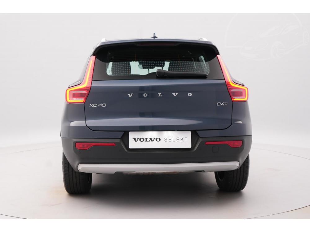 Volvo XC40 B4 AWD MOMENTUM PRO AUT