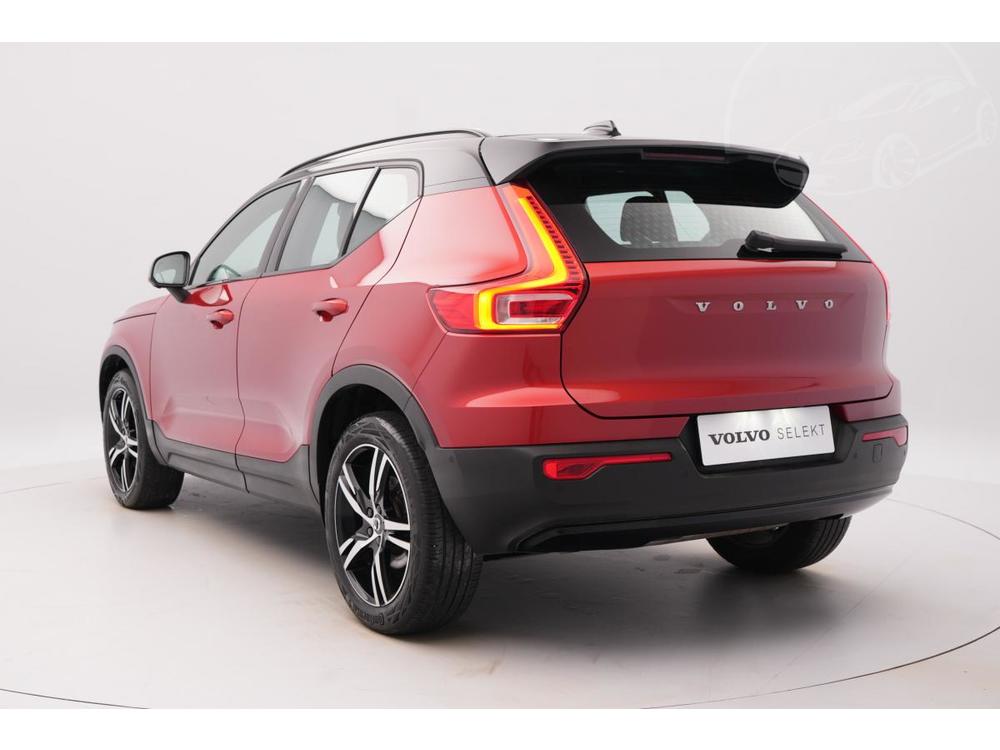 Volvo XC40 B5 AWD R-DESIGN AUT