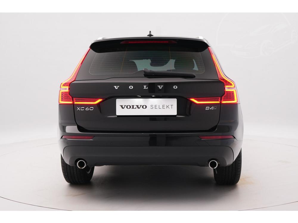 Volvo XC60 B4 AWD MOMENTUM PRO AUT