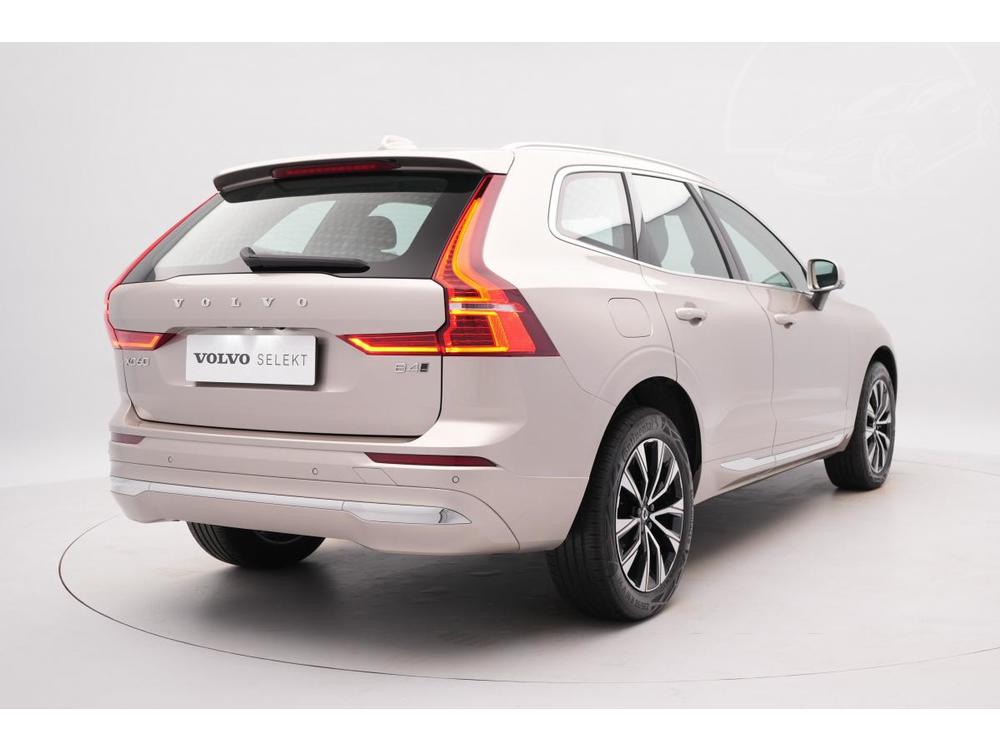 Volvo XC60 B4 AWD PLUS BRIGHT AUT CZ