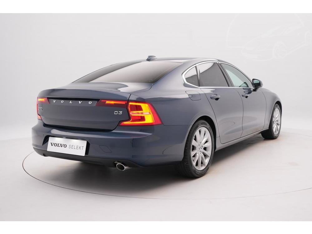 Volvo S90 D3 MOMENTUM AUT