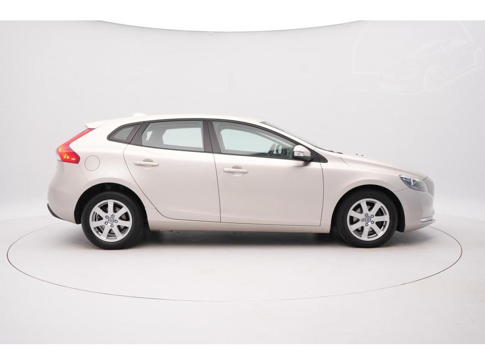 Volvo V40 D2 KINETIC NAVIGACE