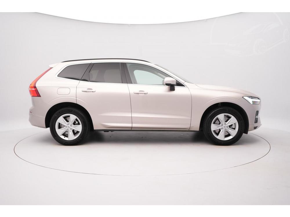 Volvo XC60 B4 AWD CORE AUT CZ 1.maj.