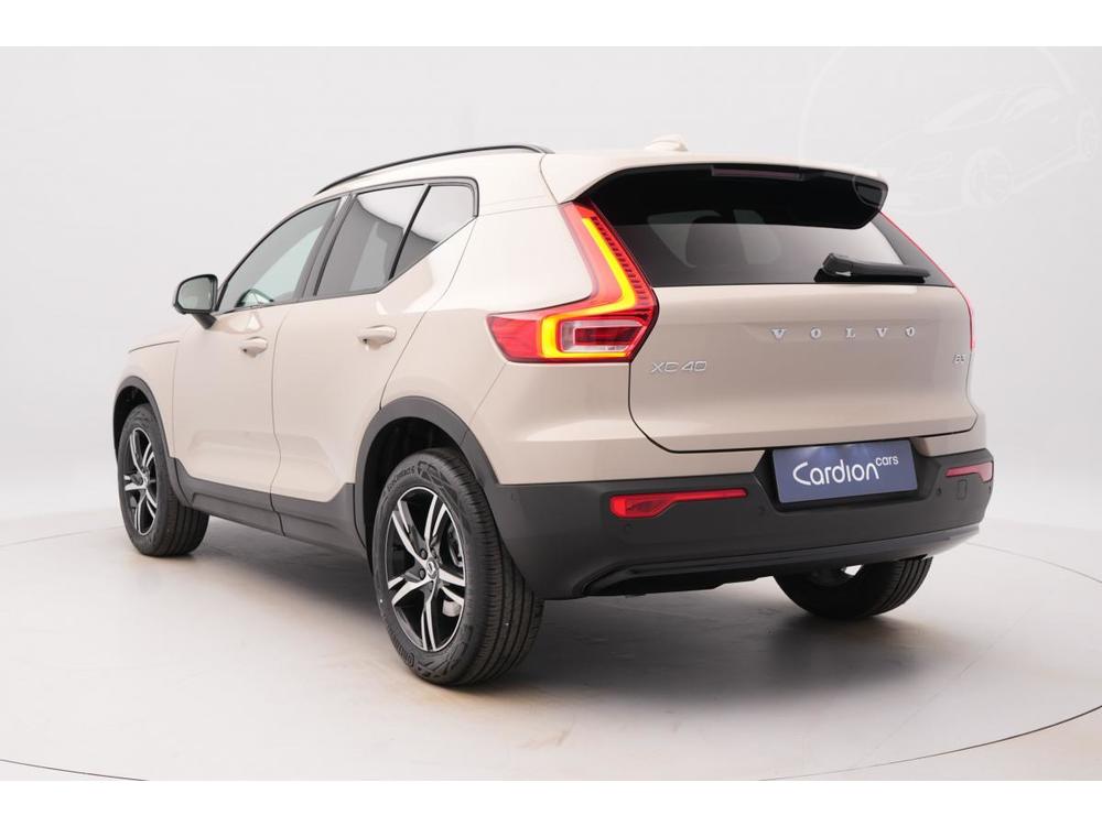 Volvo XC40 B3 AUT DARK PLUS