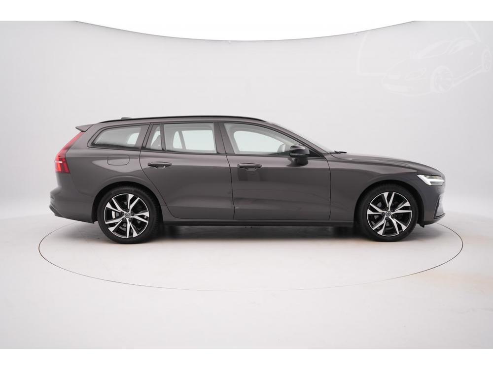 Volvo V60 B4 PLUS DARK AUT 1.maj.