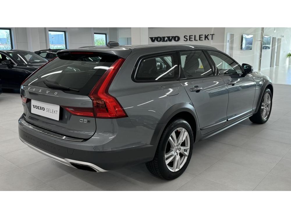 Volvo V90 CC D5 AWD PRO AUT