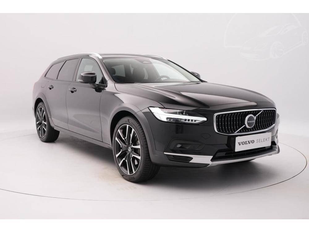 Volvo V90 CC B4 AWD PLUS AUT 1.maj.