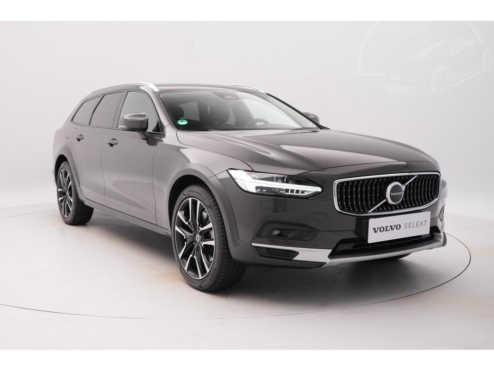 Volvo V90 CC B4 AWD PLUS AUT 1.maj.